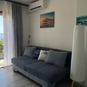 https://apartman-hrusta-crikvenica.primorje-gorskikotar.com