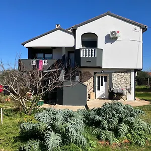 Tiziana Apartament